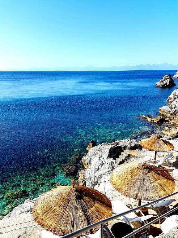 Mando Beachfront Стафилос Экстерьер фото